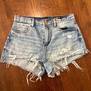 Blank NYC “The Barrow” Denim shorts